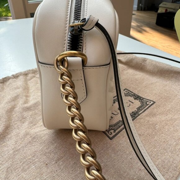 Gucci GG Marmont Small Shoulder Bag - Picture 3 of 10